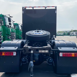 Chine Bonne marque CMAC remorque tête camion 6x4 EV camion tracteur à bas prix