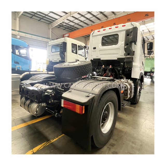 Camion de traction de traction RHD White Diesel 4 * 2