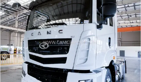 Maîtriser le fonctionnement et l'entretien des camions de tracteurs: compétences de conduite clés et soins quotidiens pour l'efficacité lourde