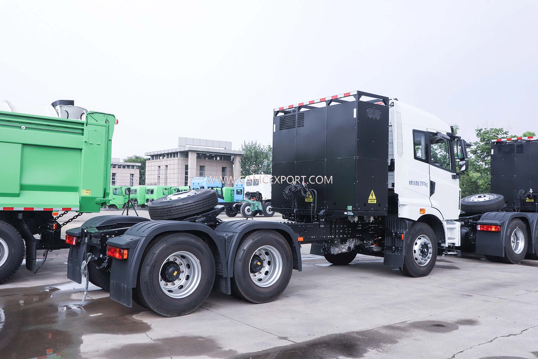 Tracteur &eacute;lectrique CAMC M7E 6&times;4