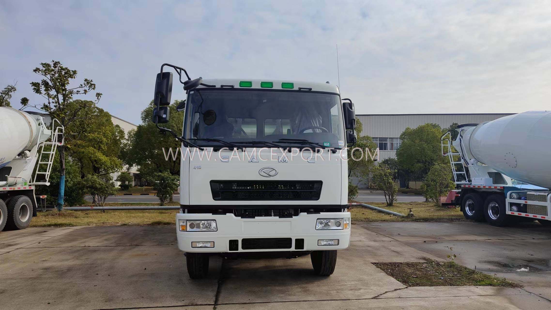 Camion malaxeur &agrave; b&eacute;ton CAMC CNG 